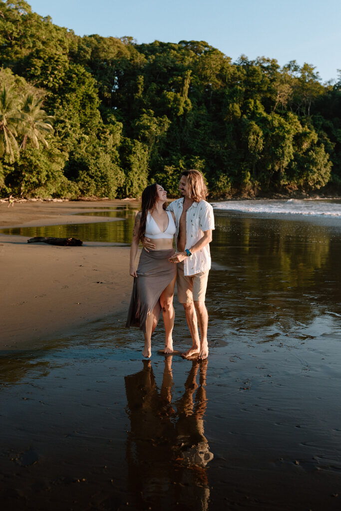 intimate couples photoshoot in costa rica