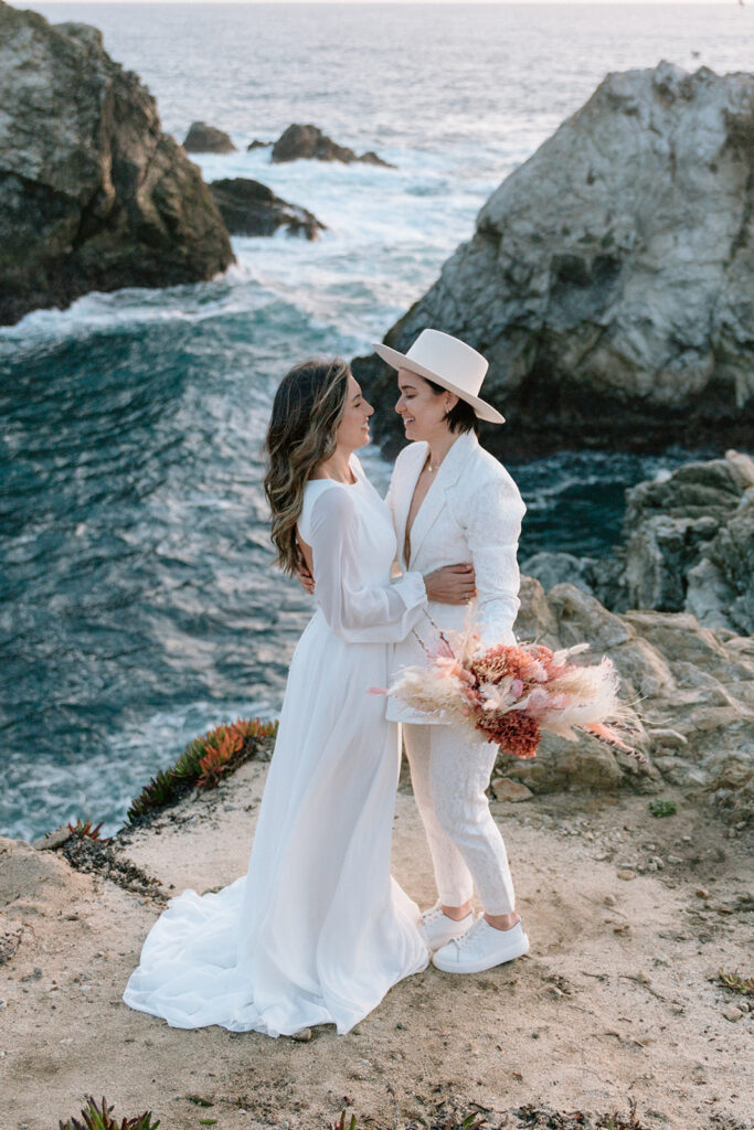 destination beach elopement in big sur