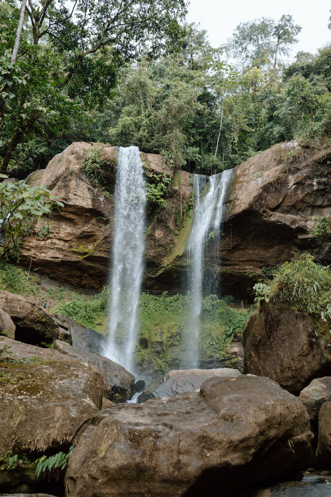 costa rica waterfall photos in uvita