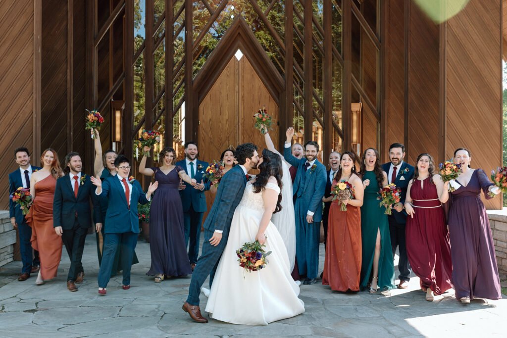 kansas city timeless wedding photos with fall inspired colors