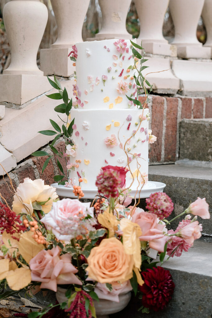 A Kate Smith Soiree wedding cake designed for a styled a wedding at a Kansas City wedding venue.