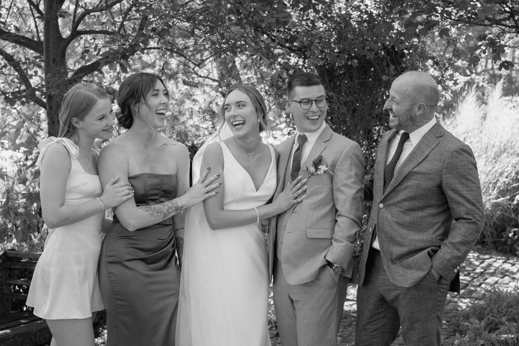 candid family wedding portraits