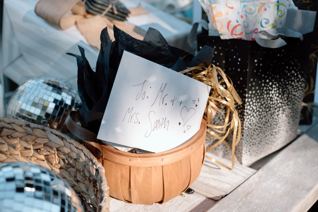 couples gifts table