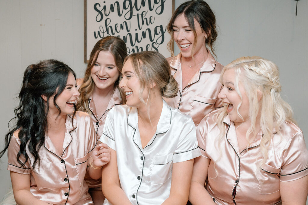 flash bridal party photos