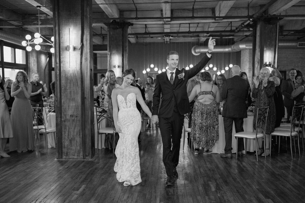 reception photos at The Hobbs in Kansas City