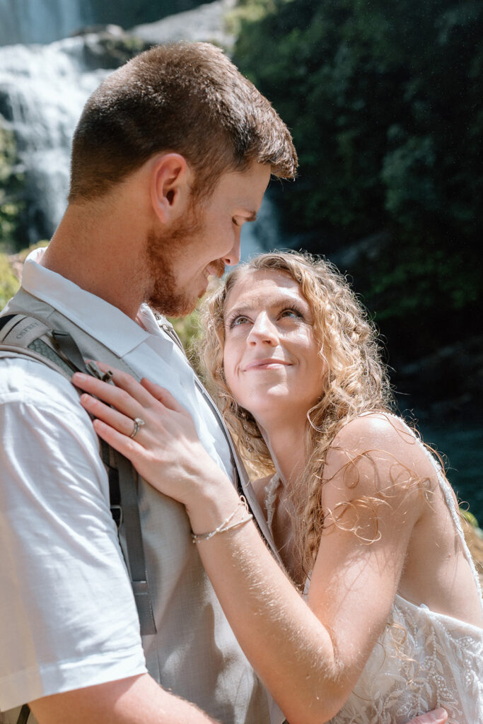 A romantic wedding picture of the newlyweds.